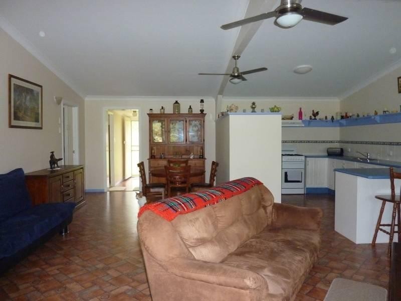 Wattle Camp QLD 4615