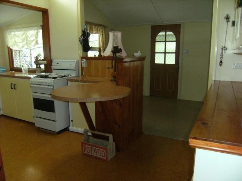 32 to 34 Drayton Street, Nanango QLD 4615