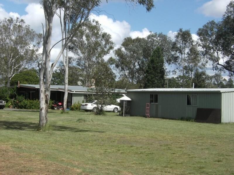 27b Cairns Street, Nanango QLD 4615