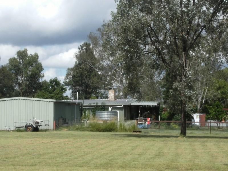 27b Cairns Street, Nanango QLD 4615