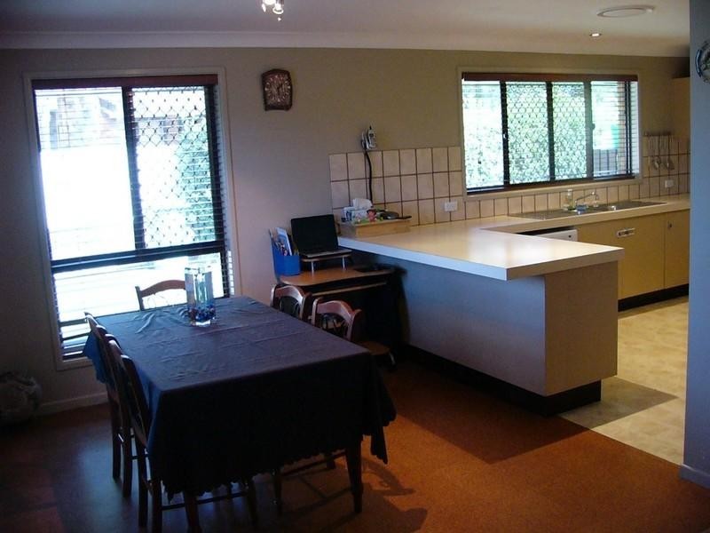 6 Lee Court, Nanango QLD 4615