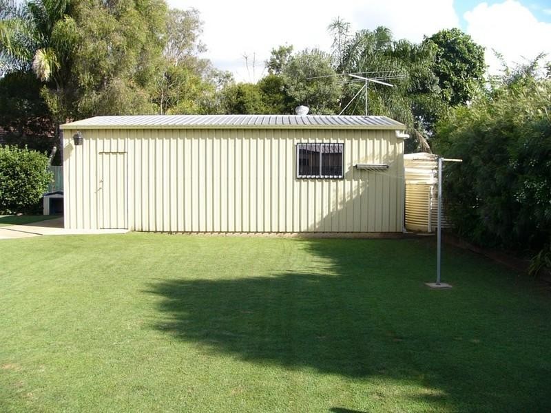 6 Lee Court, Nanango QLD 4615
