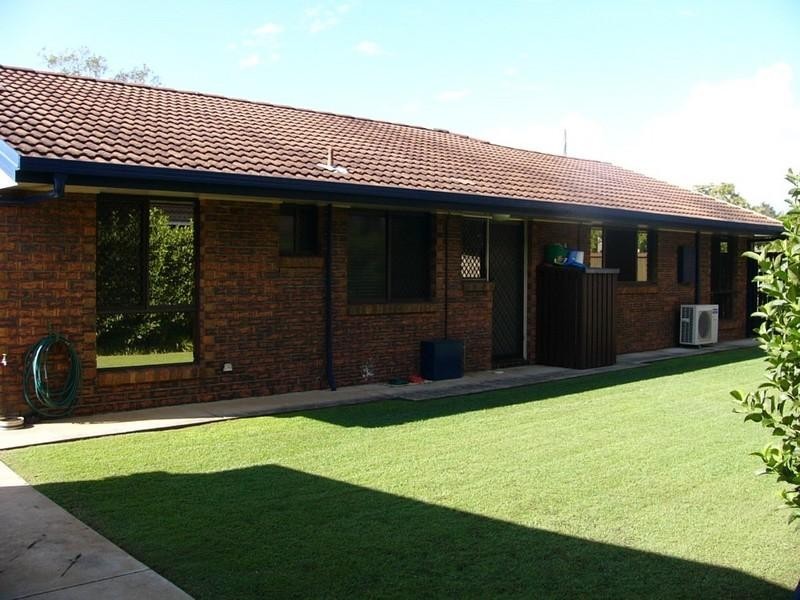 6 Lee Court, Nanango QLD 4615