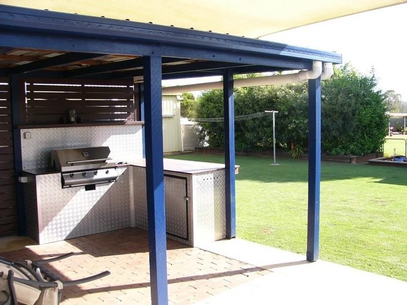 6 Lee Court, Nanango QLD 4615