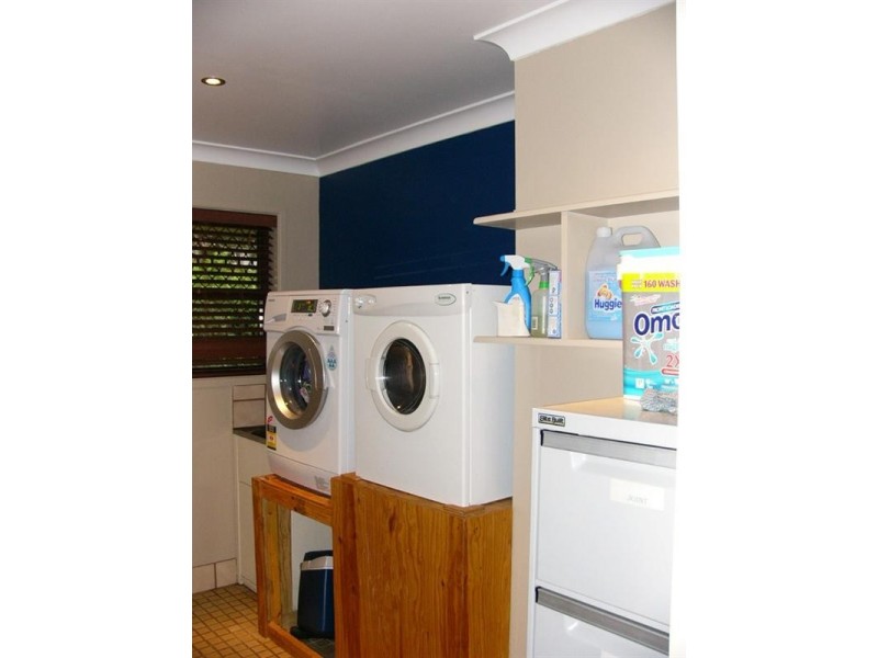 6 Lee Court, Nanango QLD 4615