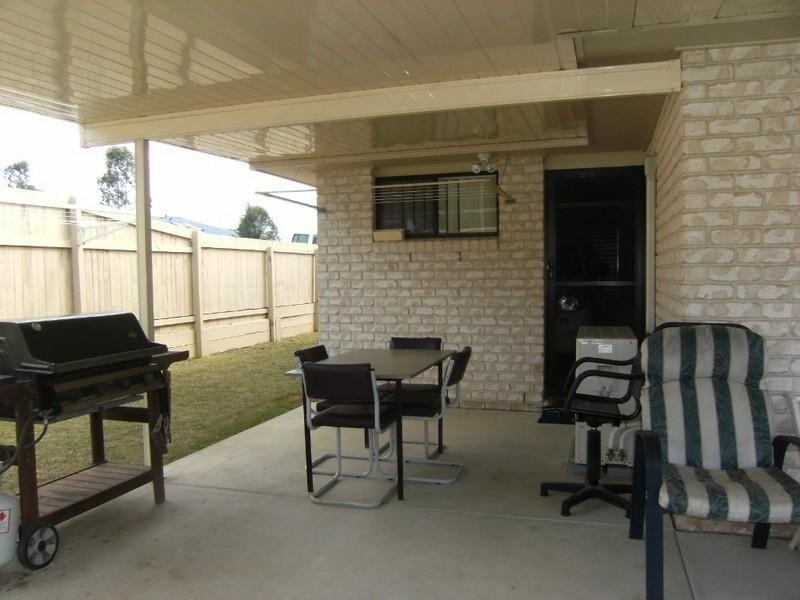 54 Bunker Avenue, Nanango QLD 4615