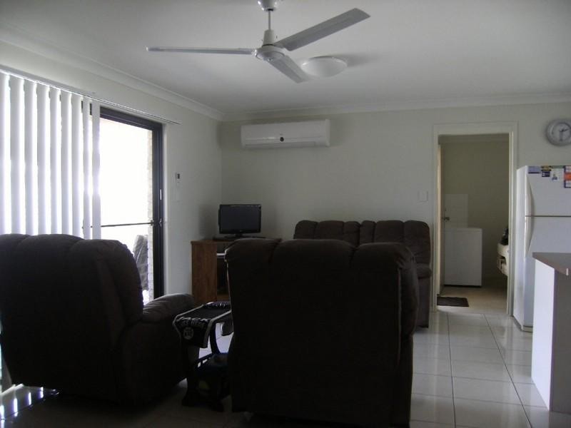 54 Bunker Avenue, Nanango QLD 4615