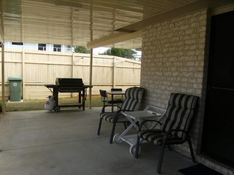 54 Bunker Avenue, Nanango QLD 4615