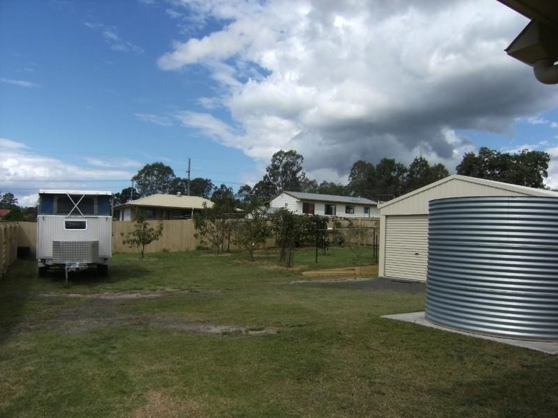54 Bunker Avenue, Nanango QLD 4615