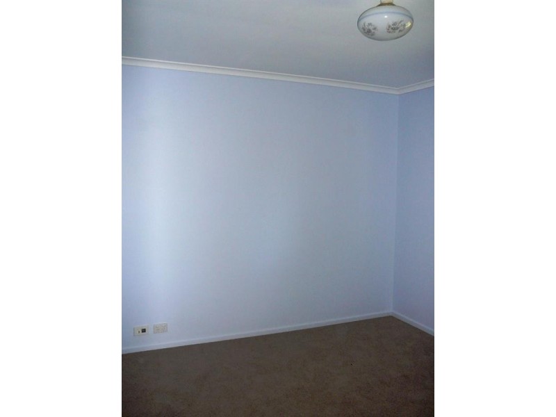 77 Carbeen Crescent, Nanango QLD 4615