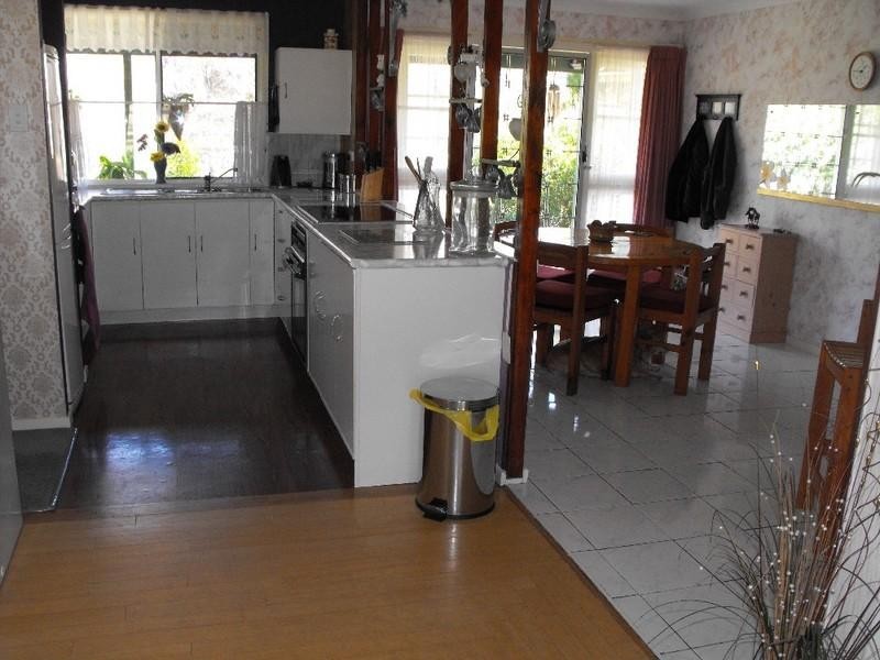 251 Carbeen Crescent, Nanango QLD 4615