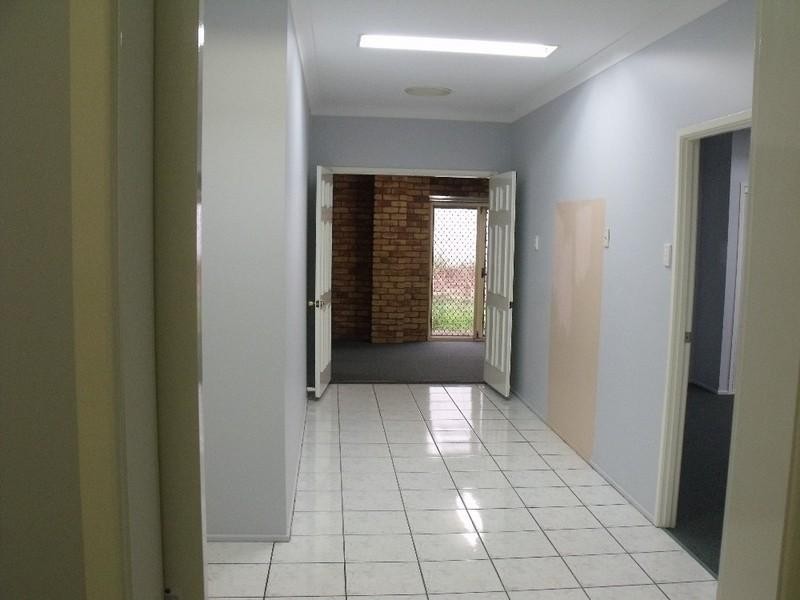 85-87 Drayton Street, Nanango QLD 4615