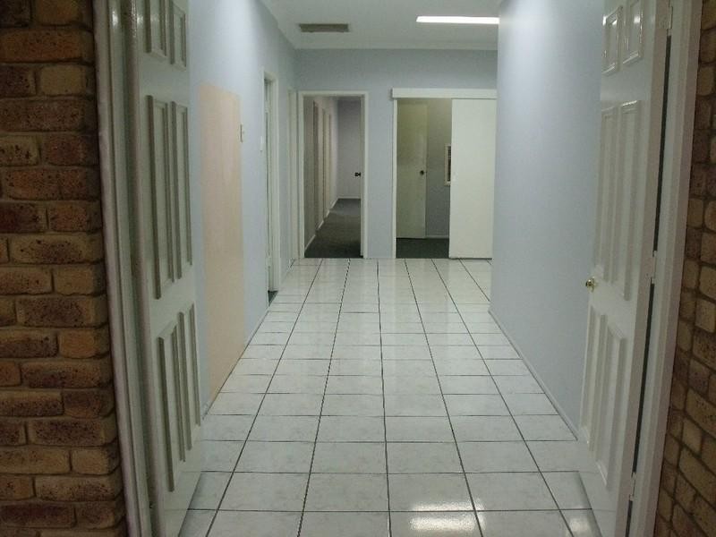 85-87 Drayton Street, Nanango QLD 4615