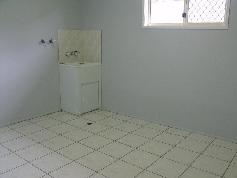 85-87 Drayton Street, Nanango QLD 4615