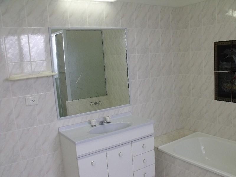 85-87 Drayton Street, Nanango QLD 4615