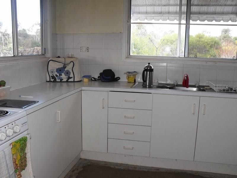 60 Grey Street, Nanango QLD 4615