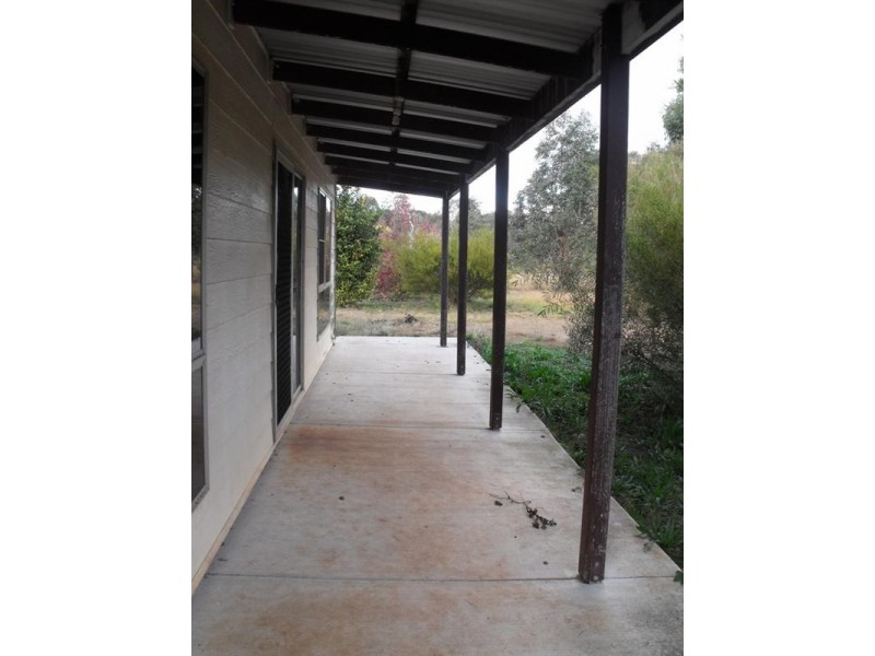 60 Grey Street, Nanango QLD 4615