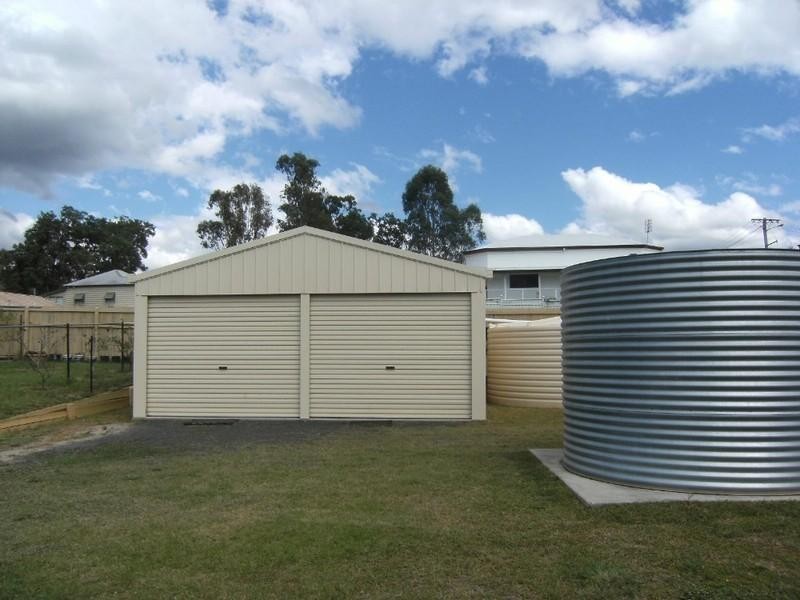 54 Bunker Avenue, Nanango QLD 4615