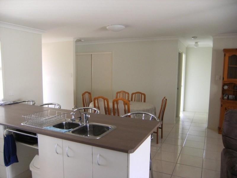 54 Bunker Avenue, Nanango QLD 4615