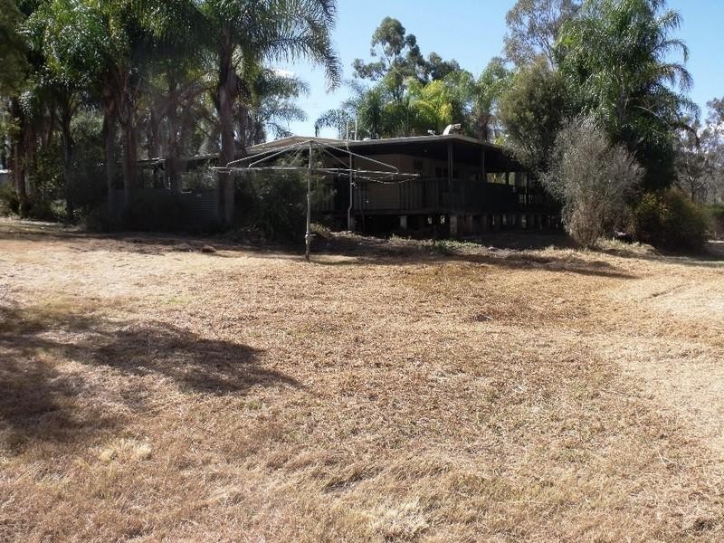 15 Parker Road, Ellesmere QLD 4610