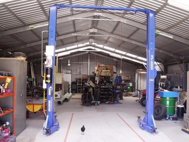 2 Knowles Street, Nanango QLD 4615