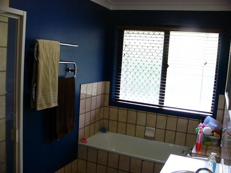 6 Lee Court, Nanango QLD 4615