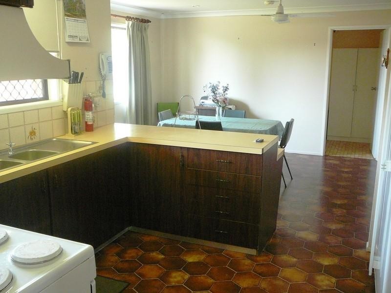 1 Brisbane Street, Nanango QLD 4615