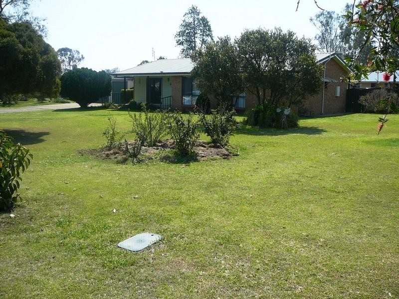 1 Brisbane Street, Nanango QLD 4615