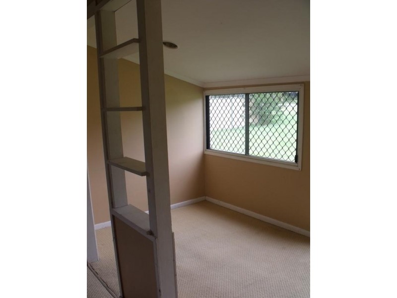 82 Fitzroy Street, Nanango QLD 4615