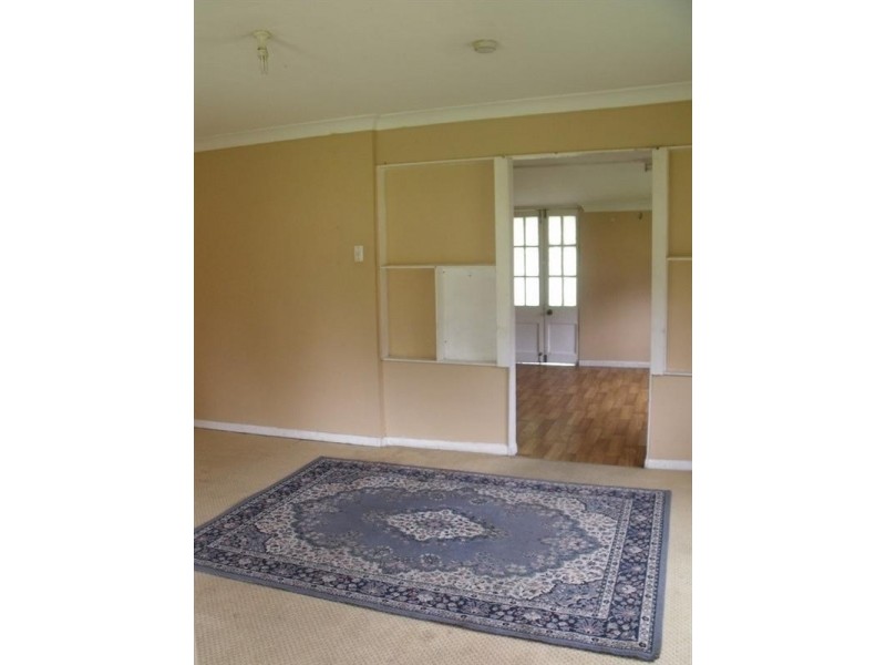 82 Fitzroy Street, Nanango QLD 4615