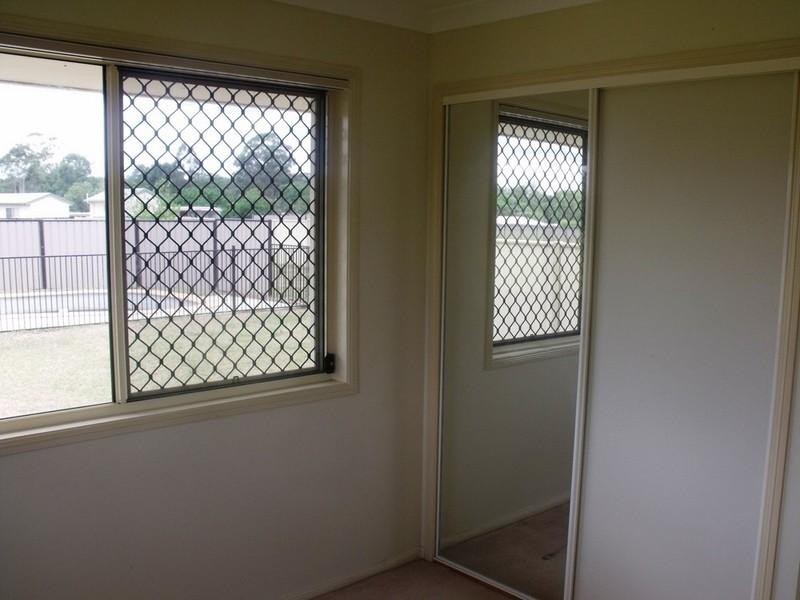 1&2/22 McIlhatton Street, Wondai QLD 4606