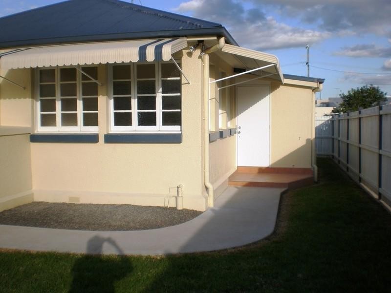 61 Fitzroy Street, Nanango QLD 4615