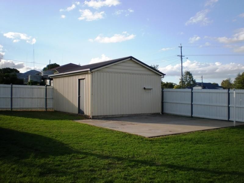 61 Fitzroy Street, Nanango QLD 4615