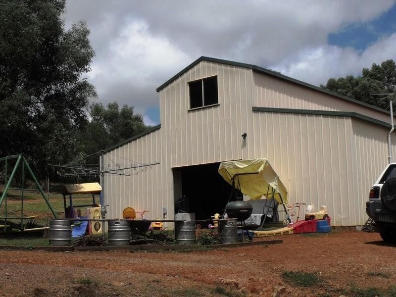 74 Anderson Road, South Nanango QLD 4615