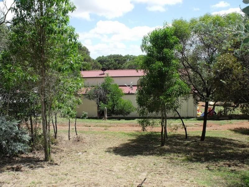 74 Anderson Road, South Nanango QLD 4615