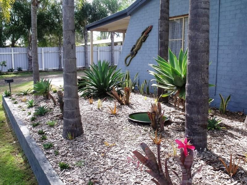 2 Brisbane Street, Nanango QLD 4615