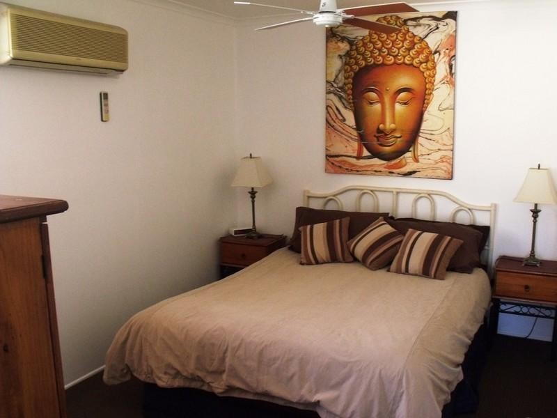 2 Brisbane Street, Nanango QLD 4615