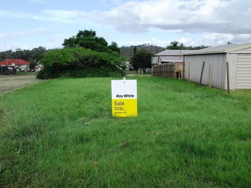 18 Fitzroy Street, Nanango QLD 4615