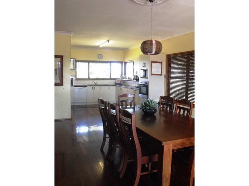 62 Muir Drive, Nanango QLD 4615