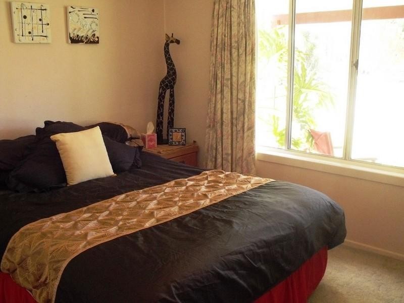 213 Carbeen Crescent, Nanango QLD 4615