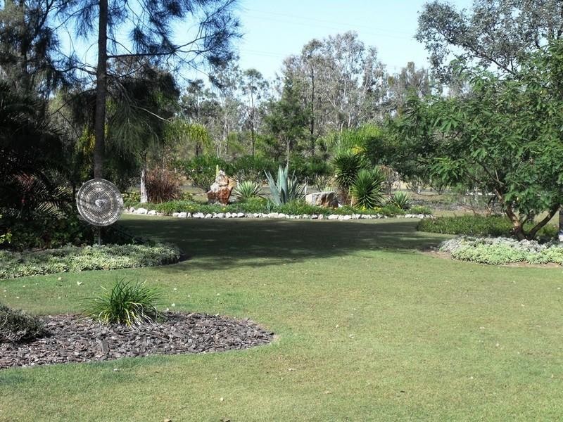213 Carbeen Crescent, Nanango QLD 4615