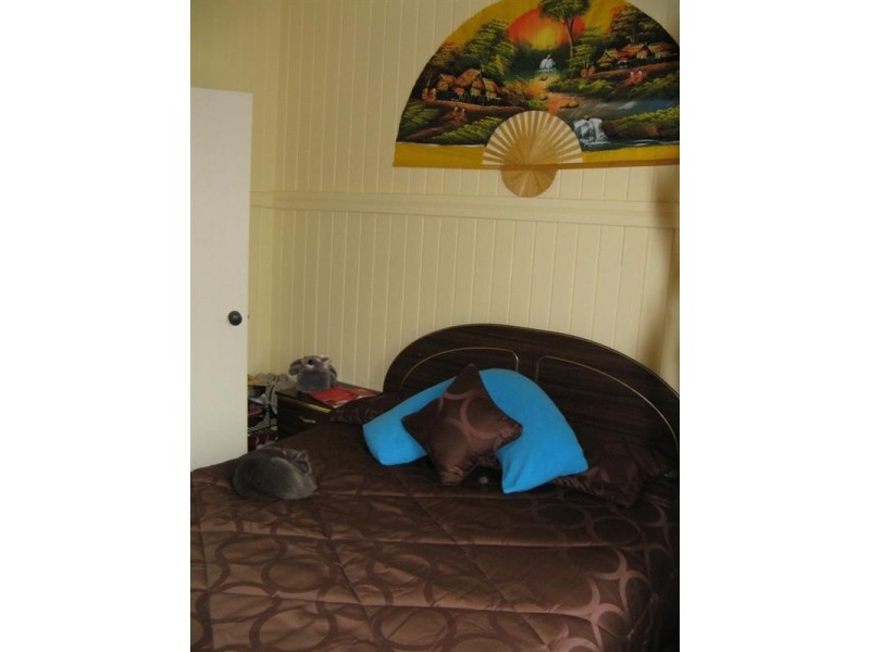 221 Martin Crescent, Benarkin QLD 4306