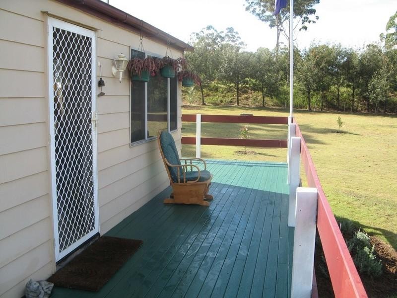 221 Martin Crescent, Benarkin QLD 4306