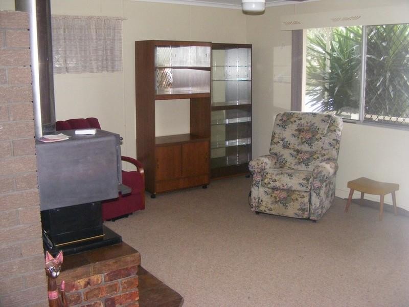 45 Wickham Street, Nanango QLD 4615