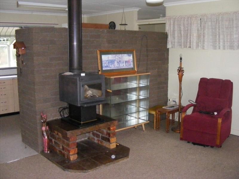 45 Wickham Street, Nanango QLD 4615