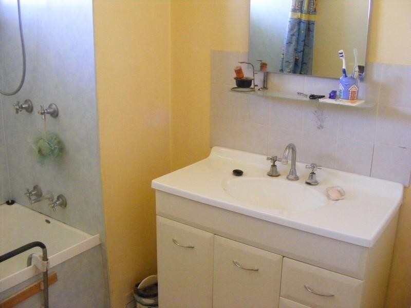 5 McDougall Street, Yarraman QLD 4614