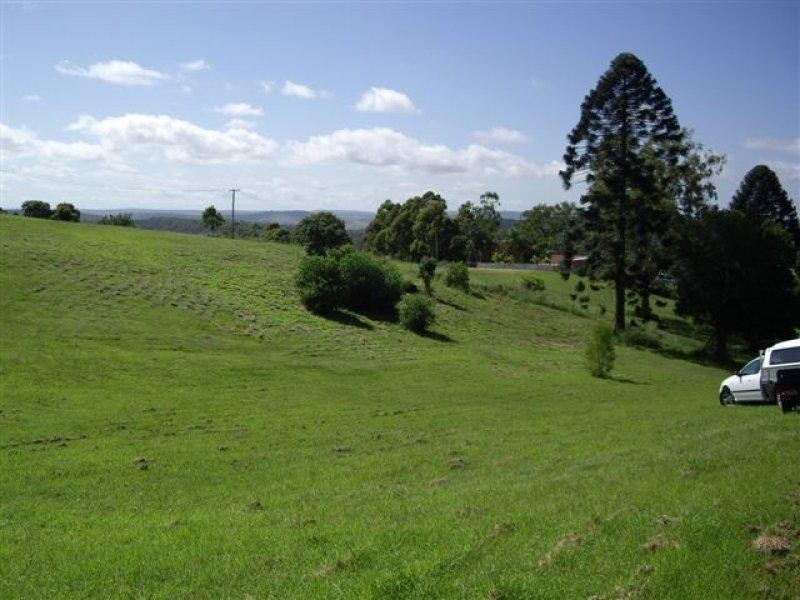 6 Rosalie Drive, Yarraman QLD 4614