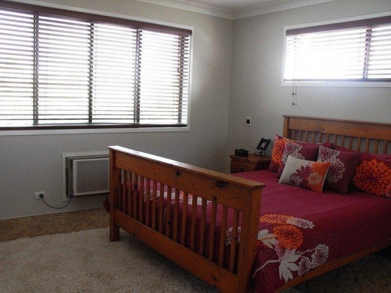 124 Brisbane Street, Nanango QLD 4615