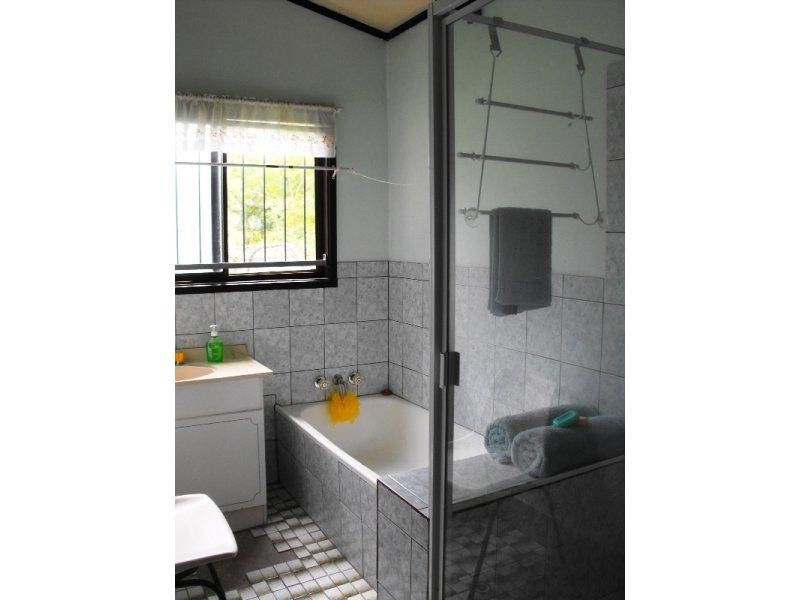 256 Old Yarraman Road, Nanango QLD 4615