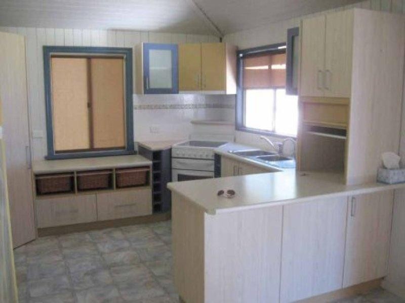 18 Martin Place, Kingaroy QLD 4610